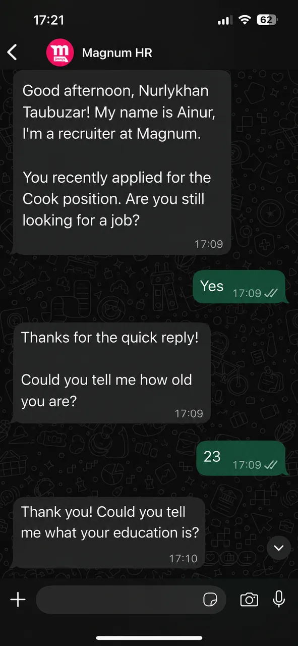 WhatsApp chat between the Magnum HR agent and a candidate